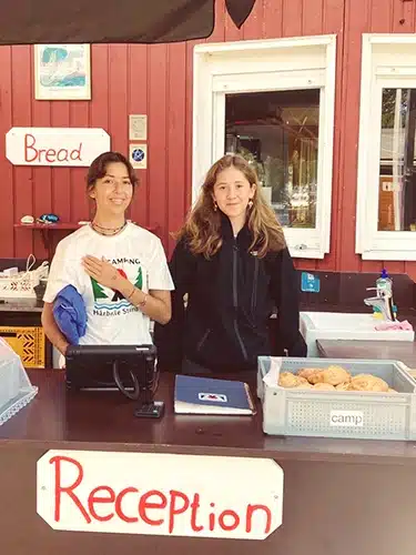 Vores venlige og servicemindede medarbejdere